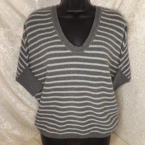 Express Short Sleeve Sweater- Women's XS